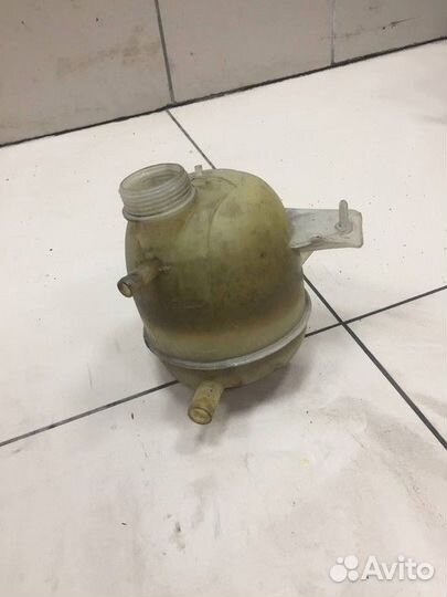 Бачок расширительный Renault Kangoo