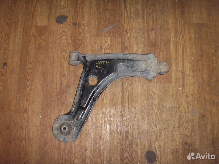 Рычаг передний левый 96415063 Chevrolet Lacetti