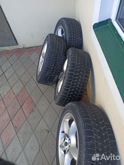 Bridgestone Blizzak LM-25 4x4 215/60 R17 96H