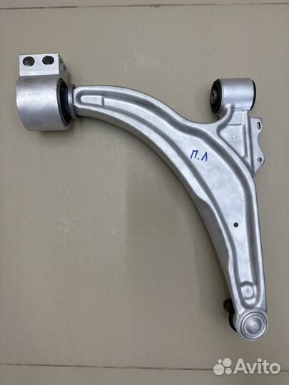 Рычаг передний нижний Chevrolet Cruze J300