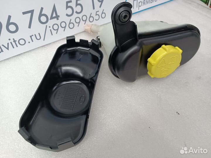 Бачок расширительный Range Rover Sport L494 2016