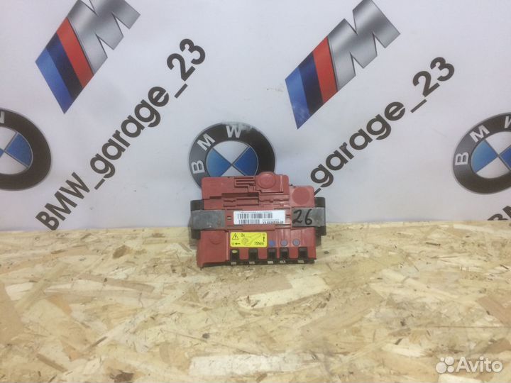 BMW E90 E91 Монтажный блок предохранителей с Япони