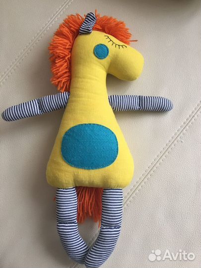 Лошадка-погремушка ручной работы