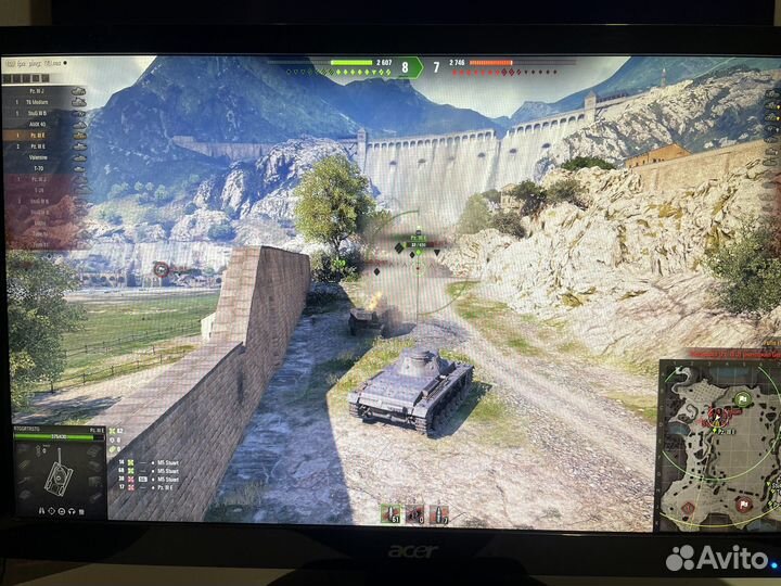 Игровой компьютер с монитором