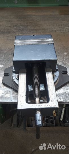 Тиски станочные поворотные СССР