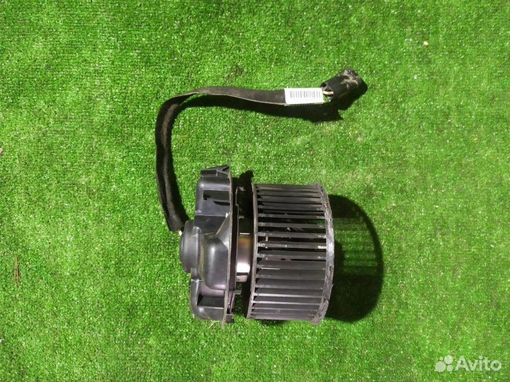 Моторчик отопителя Renault Logan седан 1.4 2007