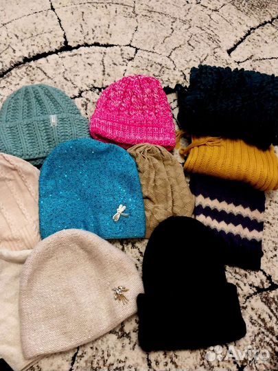 Шапки и шарфы женские пакетом