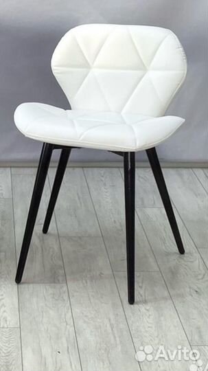 Стул для мастера ракушка