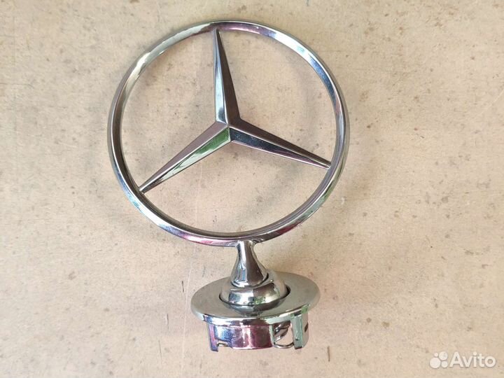 Эмблема на капот оригинал Mercedes-Benz W124