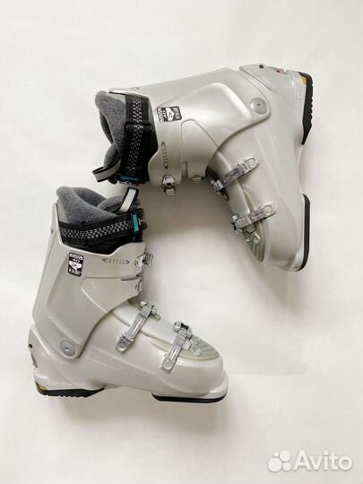 Горнолыжные ботинки женские 25 Head ezon 2