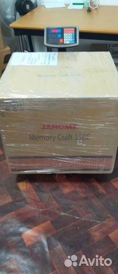 Вышивальная машина Janome Memory Craft 550E