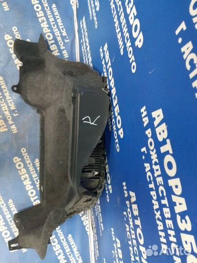 Обшивка багажника Toyota Corolla 120 хэтчбек 2004