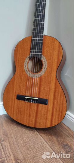 Акустическая гитара Greg Bennet