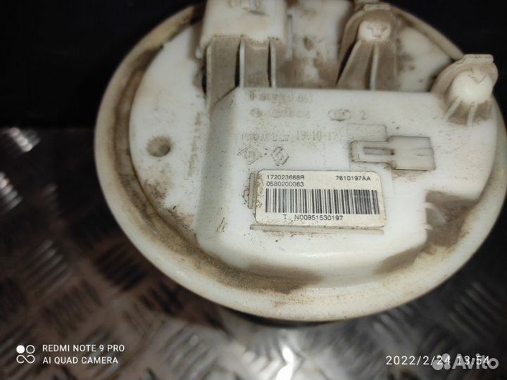 Топливный насос (бензонасос) Renault Fluence седан