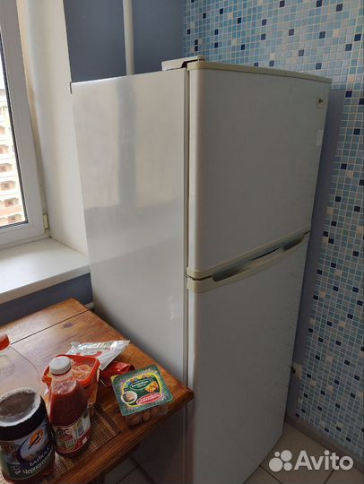 Холодильник LG NO-frost, хорошее состояние