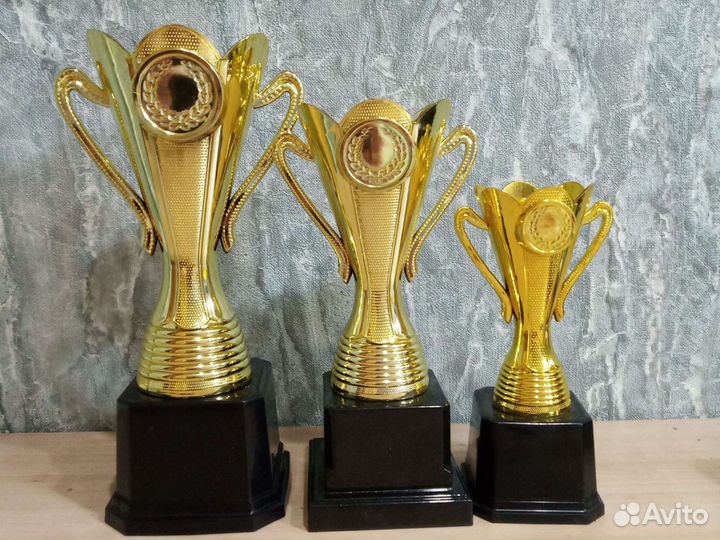 Спортивные кубки