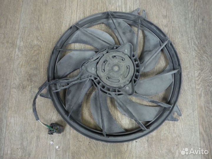 Вентилятор охлаждения Peugeot 206 2005