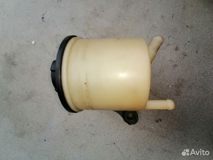 Бачок гидроусилителя Nissan Maxima (A32) 1994-2000