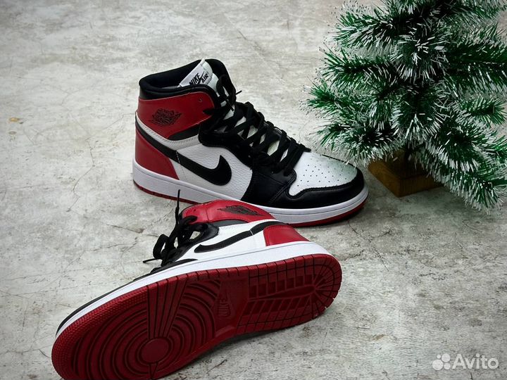 Nike Air Jordan 1 Black Toe Размер 43,44