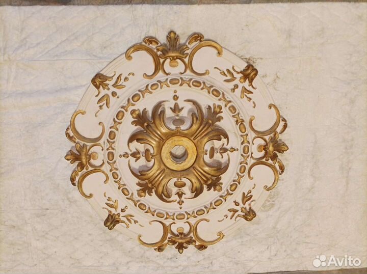 Лепнина, розетка для люстры раритет