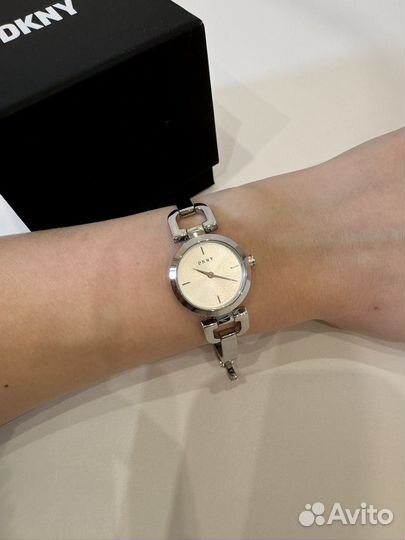 Часы dkny новые оригинал