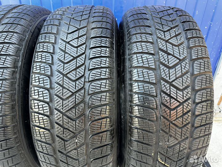 Pirelli Scorpion Winter 215/65 R16