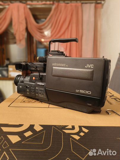 Видеокамера JVC-500