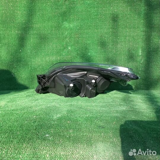 Фара передняя правая Opel astra h