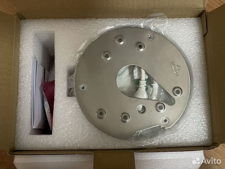 Hikvision IP-камера AcuSense DS-2CD2783G2-IZS