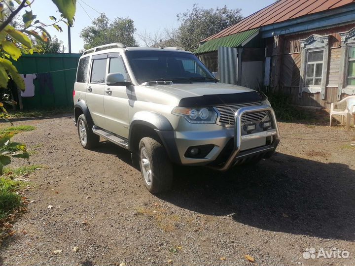 УАЗ Patriot 2.7 МТ, 2015, 99 990 км