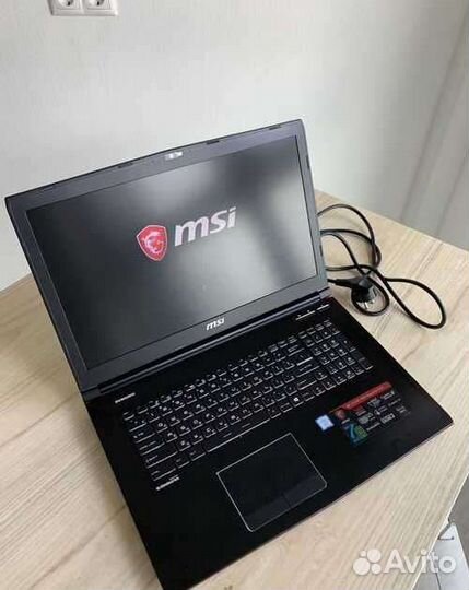 MSI GE72 i7 7700 GTX1070