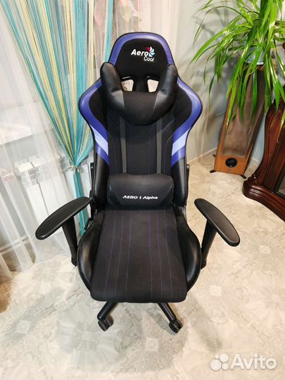 Игровое компьютерное кресло Aerocol