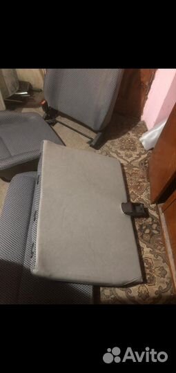 Передние сиденья