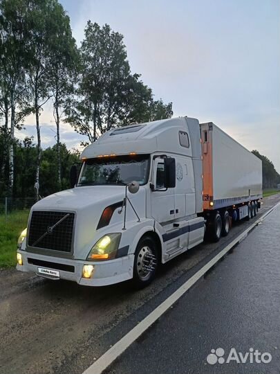 Volvo VNL 670, 2003