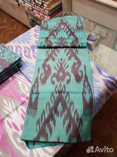 Узбекский шелковый икат ручного ткачества. Адрас