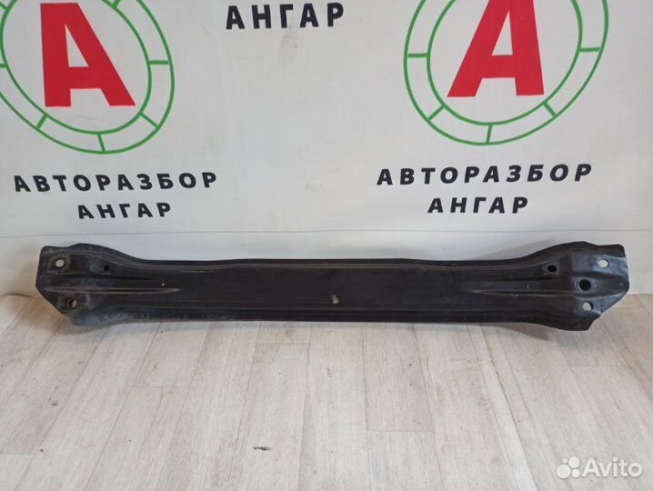 Усилитель бампера передний Mitsubishi Colt Z34A