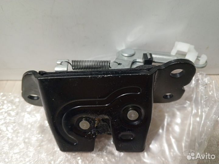 Замок багажника hyundai starex H1/grand starex