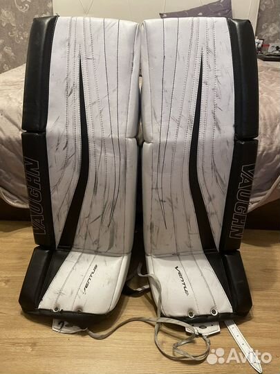 Вратарские щитки Vaughn 36+2 (обрезаны)