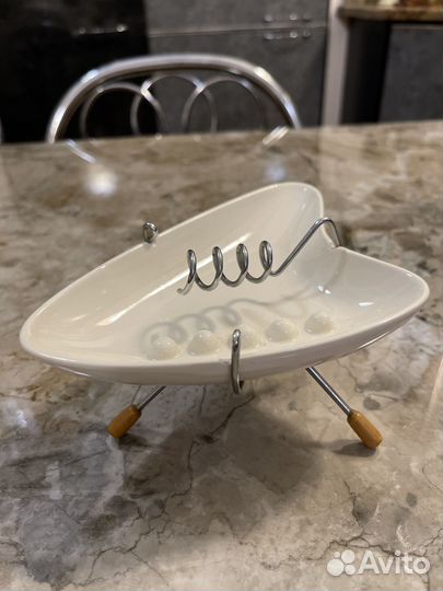 Пепельница Тайвань подставка под полотенце Таил