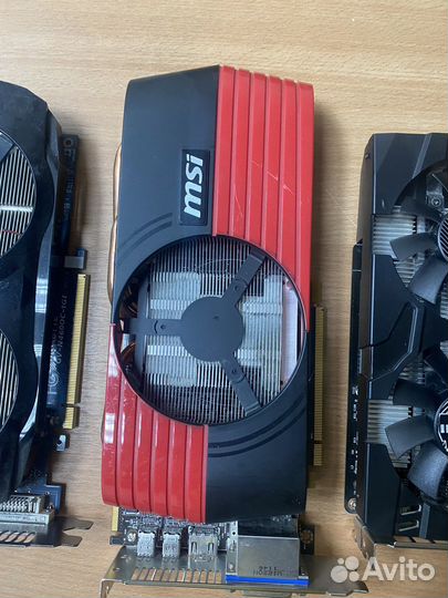 4 видеокарты одним лотом. Под восстановление