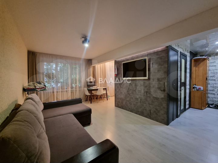 2-к. квартира, 42,2 м², 1/4 эт.