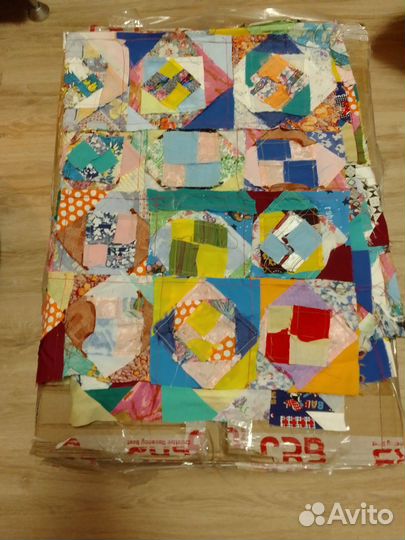 Кусочки старой ткани