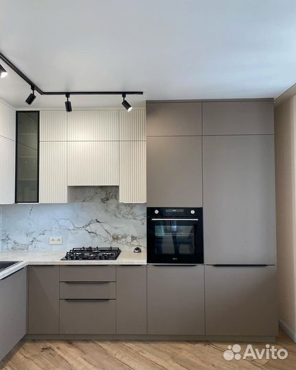 Угловая кухня под заказ – качественно и надёжно