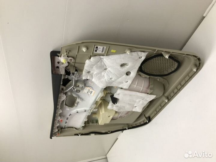 Обшивка двери передней правой Infiniti QX80 1 (Z62