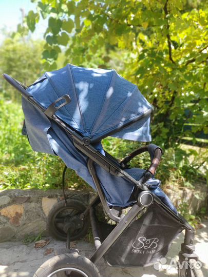 Прогулочная коляска