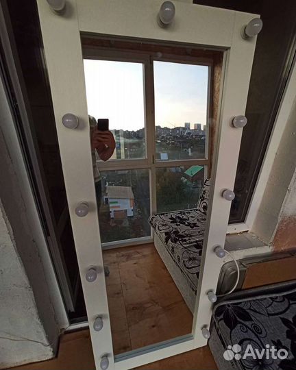 Ростовое гримерное зеркало