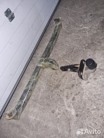 Фаркоп на renault duster