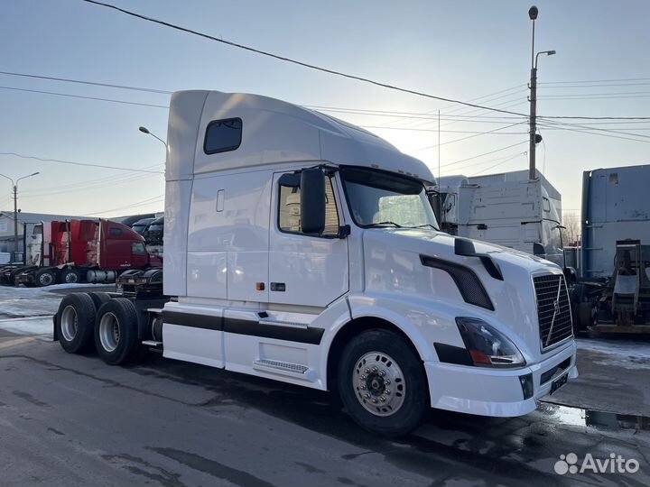 Volvo VNL 670, 2003