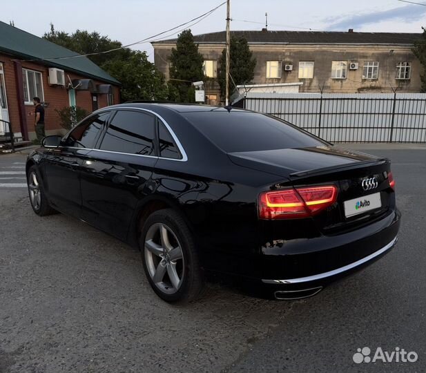 Audi A8 4.2 AT, 2012, 137 500 км
