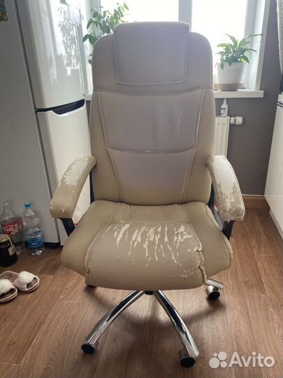 Стул офисный или компьютерный